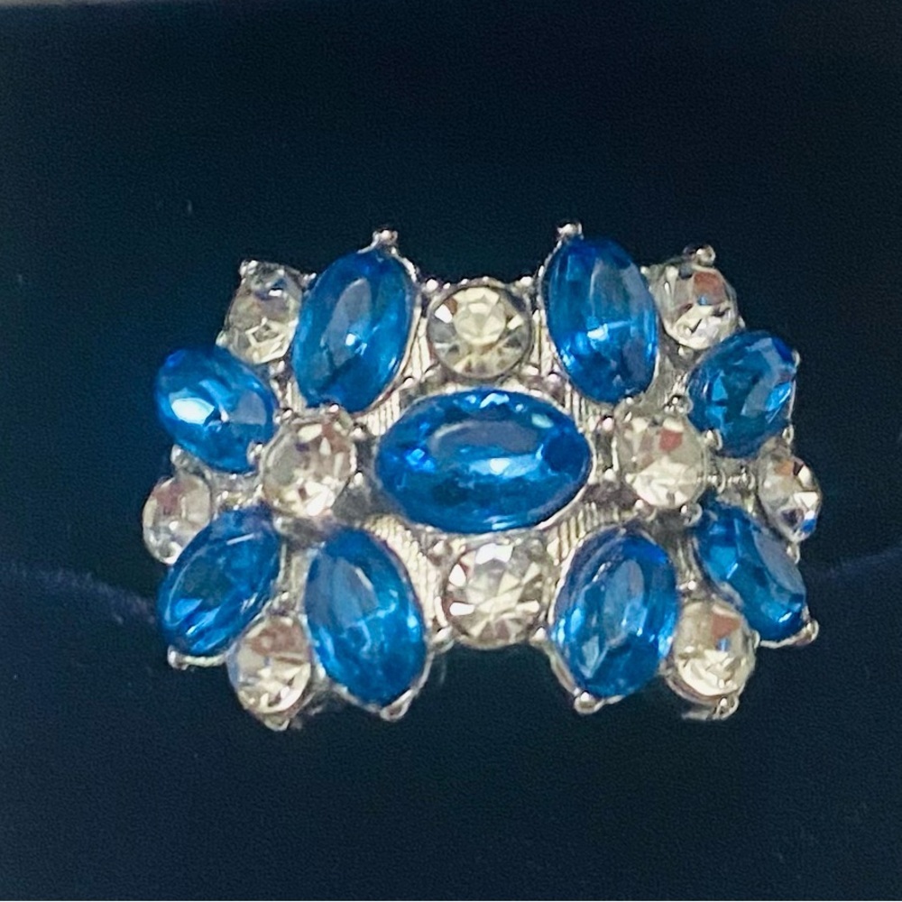 Silver Blue Gemstone 💎 Ring